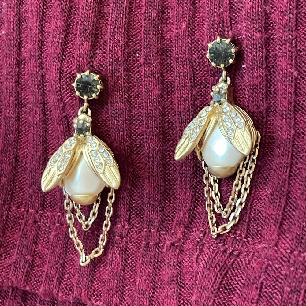 Ann Taylor Gold and Pearl Beetle Earrings
